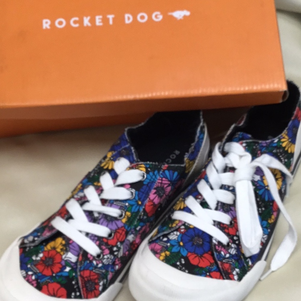 Rocket dog sneakers size 9.5